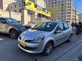 A vendre Renault Clio à Pantin 93500