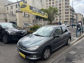 A vendre Peugeot 206 à Pantin 93500