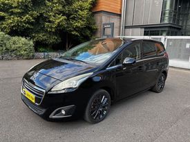 A vendre Peugeot 5008 à Pantin 93500