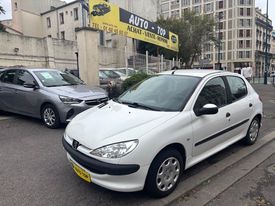 A vendre Peugeot 206 à Pantin 93500