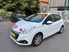 A vendre Peugeot 208 à Pantin 93500